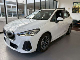 【展示場について】九州エリア最大級の展示場常時30台以上のBMWを展示しております。入庫する予定車両やNET掲載が間に合っていない車両も御座いますので是非一度お問い合わせ下さい。