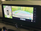 【アラウンドビューモニター】専用のカメラにより、上から見下ろしたような視点で360度クルマの周囲を確認することができます☆死角部分も確認しやすく、狭い場所での切り返しや駐車もスムーズに行えます。
