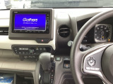 スマートフォンなどの充電に便利なUSBジャック。運転席からも助手席からも使いやすいです。