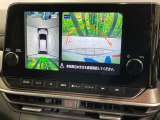 【アラウンドビューモニター】専用のカメラにより、上から見下ろしたような視点で360度クルマの周囲を確認することができます☆死角部分も確認しやすく、狭い場所での切り返しや駐車もスムーズに行えます。