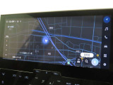 メーカー装着の12.3インチディスプレイオーディオ(コネクティッドナビ対応)を装備しております。