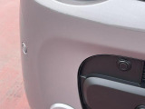 フロントにもソナーがついていたるため安心して駐車できますね☆