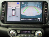 アラウンドビュー☆空から見下ろすような視点で、スムーズな駐車と安全確認をサポート!運転の心強い味方になってくれます♪