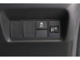 【横滑り防止装置】ドライバーの安全運転をアシストしてくれる装備が充実しています☆ドライバーの不安を安心へと変えてくれますね。