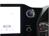 ポケットやバッグからキーを出さずにスマートに乗り込め、ボタンプッシュでおしゃれにエンジンスタートです。盗難防止イモビライザーも装備で安心です!