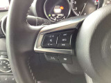 【ハンドルスイッチ】ハンドルを握ったまま、この車の快適装備を操作することが可能です☆詳しくは営業スタッフまでお尋ねください☆