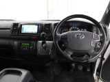 運転席廻りです。