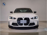 【キドニーグリル】BMWは約90年もの間、ほぼ全ての車両にひと目でBMWだと分かるこの特徴的なフロントグリルが備えられ、デザイン・アイコンとして親しまれてきました。