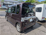 JR長与駅から車で1分のところにございます。近くにはエネオス、セブンイレブン、ピンクの看板のコインランドリーがございます。