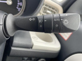 【 オートライト 】オートライトなのでライトの点け忘れを気にすることなく運転が出来ます。