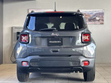 リアから見てもJeepだとすぐに分かります。