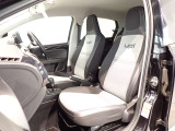 清潔で広々した座席です!是非、現車を見て体感してみてください。