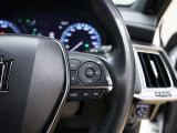 レーダークルーズコントロール(全車速追従機能付)付きです。車速に応じて追従支援してくれるので、ロングドライブも快適です。詳細は販売店スタッフまでおたずねください。