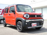 当社の届出済未使用車は、店舗に『新車おろしたて』の状態で入荷いたします。新規届出によりナンバーを取得後、店頭で丁寧に展示・保管をしています。遠方のお客様にも、安心してお勧めできるコンディションです。