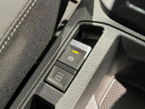 認定中古車:&ldquo;Das WeltAuto&rdquo;(ダス・ヴェルトアウト)― ドイツ語で&ldquo;ザ・ワールドカー&rdquo;という意味を持つこのブランドは、世界品質をお届けするというフォルクスワーゲンの哲学から生まれました。