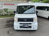お客様に安全で快適なカーライフをお送りいただくために、中古車にも高いレベルの品質基準を設け、その基準に従って、全ての中古車について納車前整備を実施しています。