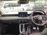 フロントガラスが大きく、ワイドな視界で運転もしやすくなるように設定されています。