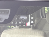【ドライブレコーダー】ドライブレコーダー装備!走行中はもちろん、あおり運転や事故に遭遇した際、映像で記録し、万一のリスクに備えます。※記録用SDカードはお客様ご自身でご準備いただく必要があります。