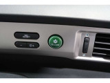 ECONボタンで低燃費モードに☆☆☆ECONスイッチを上手に使ってエコドライブ♪♪環境にもお財布にも優しい装備です☆☆☆