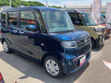 車両右側面からの写真になります。車をご覧になりたい時はお気軽に最寄りの店舗へご相談下さい。