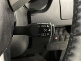 【クルーズコントロール】アクセル操作をしなくても車が自動でスピードを保ってくれ、高速道路での長距離走行が楽に♪