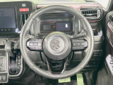 【純正革巻きステアリング】上質な革を使用することで、手にしっかり馴染みとても運転しやすいハンドルです♪