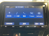 純正ナビを装備。タッチパネル式で使いやすく、お出かけもラクラクです。