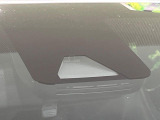 【トヨタセーフティセンス】走行中に前方の車両等を認識し、衝突しそうな時は警報とブレーキで衝突回避と被害軽減をアシスト。より安全にドライブをお楽しみいただけます。