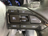 【ステアリングスイッチ】手元のボタンから、オーディオやナビなどの操作ができるので、よそ見をせずに安全に運転に集中できます!