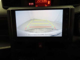 バックモニターを装備しています。車庫入れ時等に車両後方が確認出来るのでとても便利です。