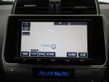 ナビは純正品。フルセグテレビ・CD・DVD・Bluetooth・SDオーディオ対応。