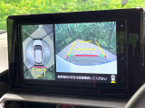 【パノラマモニター】専用のカメラにより、上から見下ろしたような視点で360度クルマの周囲を確認することができます☆死角部分も確認しやすく、狭い場所での切り返しや駐車もスムーズに行えます。