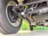 お車を安心してお乗りいただく為には、足回りの定期点検が欠かせません。サービスサポート(有償保証)では無料点検もご提供しており、安心のカーライフをお過ごしいただけるサポート体制が整っています。