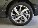 タイヤサイズは175/60R16になります。