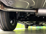 お車を安心してお乗りいただく為には、足回りの定期点検が欠かせません。サービスサポート(有償保証)では無料点検もご提供しており、安心のカーライフをお過ごしいただけるサポート体制が整っています。