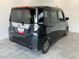 お客様にぴったりなおクルマをお選びいただけますように様々な展示車をご用意致しております!ダイハツの軽自動車だけではなく、他メーカー車やコンパクトカー・ミニバンなども数多く取り揃えております!