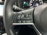 【ステアリングスイッチ】運転中に前方から目線をそらすことなくオーディオ等の操作が可能な便利機能!安心&快適なドライブを演出してくれます。