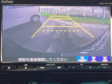 バックモニター付きで、車庫入れやバック時の後方確認をサポート。