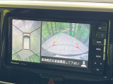 【アラウンドビューモニター】専用のカメラにより、上から見下ろしたような視点で360度クルマの周囲を確認することができます☆死角部分も確認しやすく、狭い場所での切り返しや駐車もスムーズに行えます。