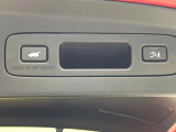 【パワーバックドア】スマートキーや運転席のボタンを押すだけでリアゲートが自動で開閉します!荷物を持っている時や、高い位置にあるバックドアを閉める際に便利な機能です♪