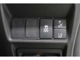 【横滑り防止装置】ドライバーの安全運転をアシストしてくれる装備が充実しています☆ドライバーの不安を安心へと変えてくれますね。