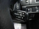 ミリ波レーダーと単眼カメラで、車速に応じた車間距離を保ちながら追従走行を支援します。(全車速追従機能付)