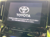 【大画面ナビ】人気の大型9インチナビを装備。存在感のある大画面はインパクト大!ナビ利用時のマップ表示は見やすく、テレビやDVDは臨場感がアップ!いつものドライブがグッと楽しくなります♪
