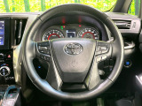 【純正革巻きステアリング】上質な革を使用することで、手にしっかり馴染みとても運転しやすいハンドルです♪