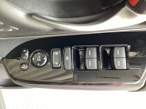 運転席ドアスイッチ