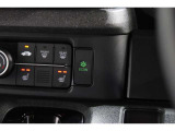 ECONボタンで低燃費モードに☆☆☆ECONスイッチを上手に使ってエコドライブ♪♪環境にもお財布にも優しい装備です☆☆☆