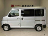 側面からの写真です。ご希望のお車が見当たらない場合は、弊社スタッフがしっかりとお客様のご要望に合ったお車をお探し致します。