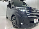 フォグランプ装着車です。暗い夜道の車両前方を明るく照らします