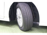 タイヤサイズ 195/65R15。