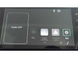 ディスプレイオーディオを装備。スマホとクルマをつなぐことで、これまでのナビに加えて、いろんなサービスが楽しめます。